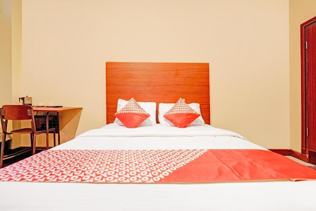 Hotel Oyo Maleo Exclusive Near Universitas Kristen Maranatha Bandung