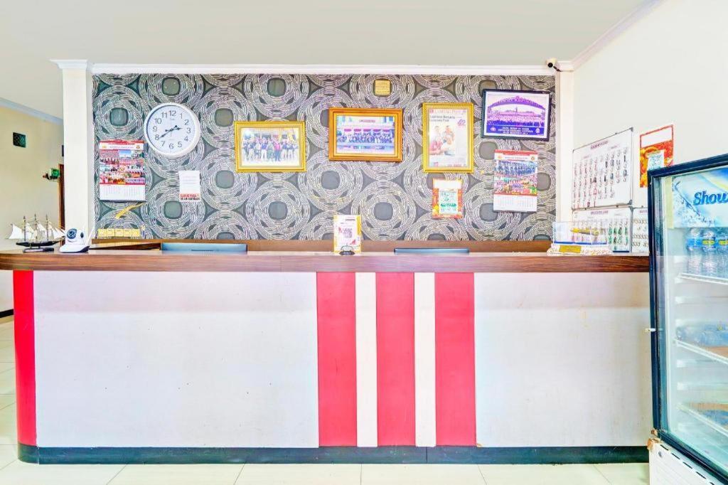Oyo Maleo Exclusive Near Universitas Kristen Maranatha Hotel