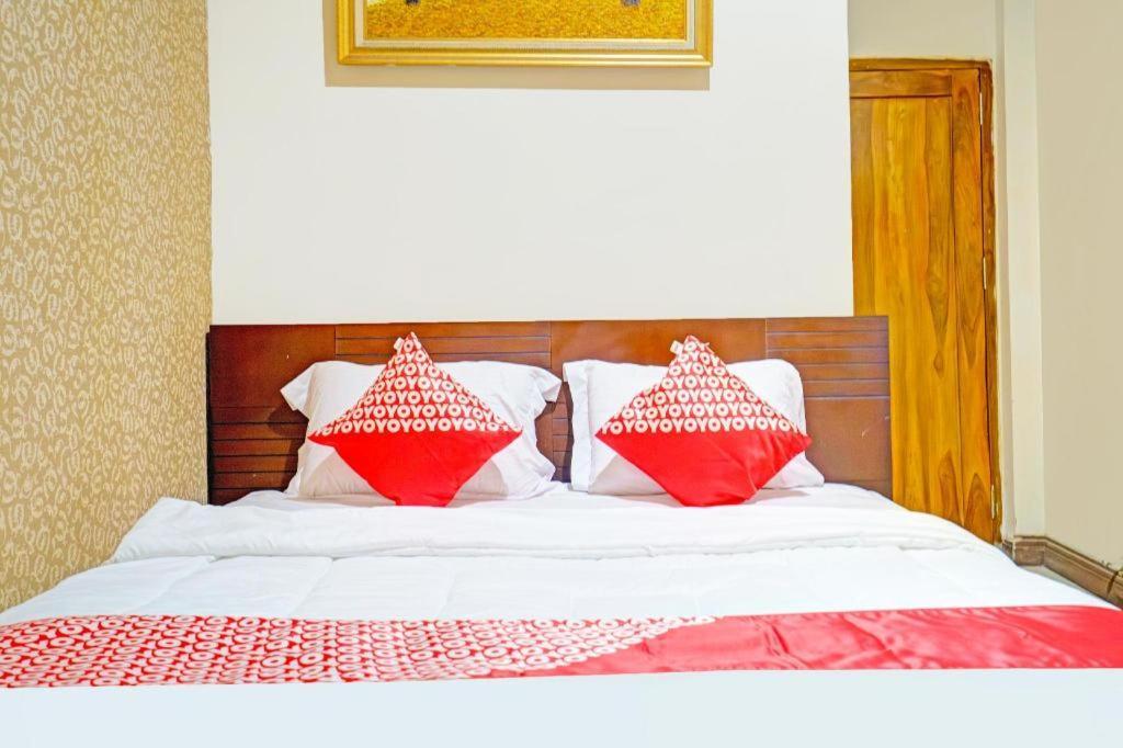 Oyo Maleo Exclusive Near Universitas Kristen Maranatha 2*